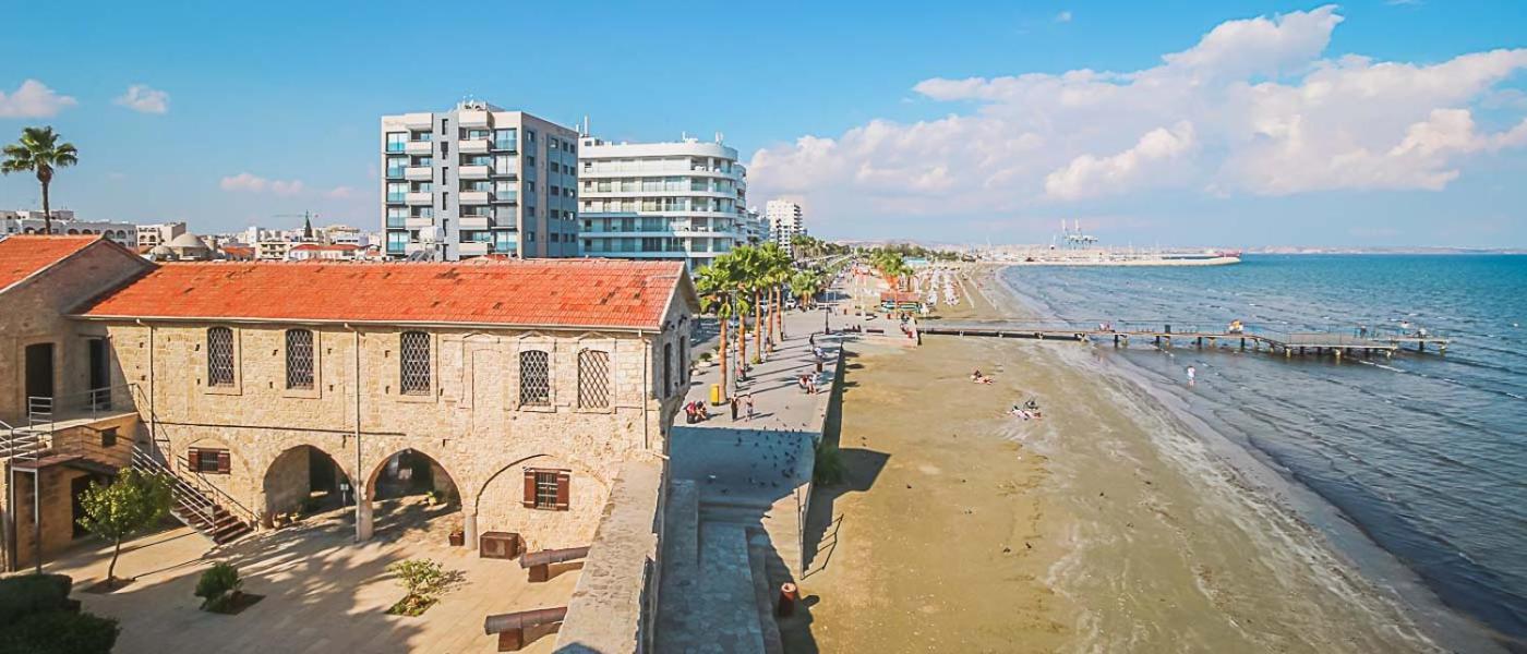 1A Beach & Business Apartment In The City Center! Larnaca Exterior photo